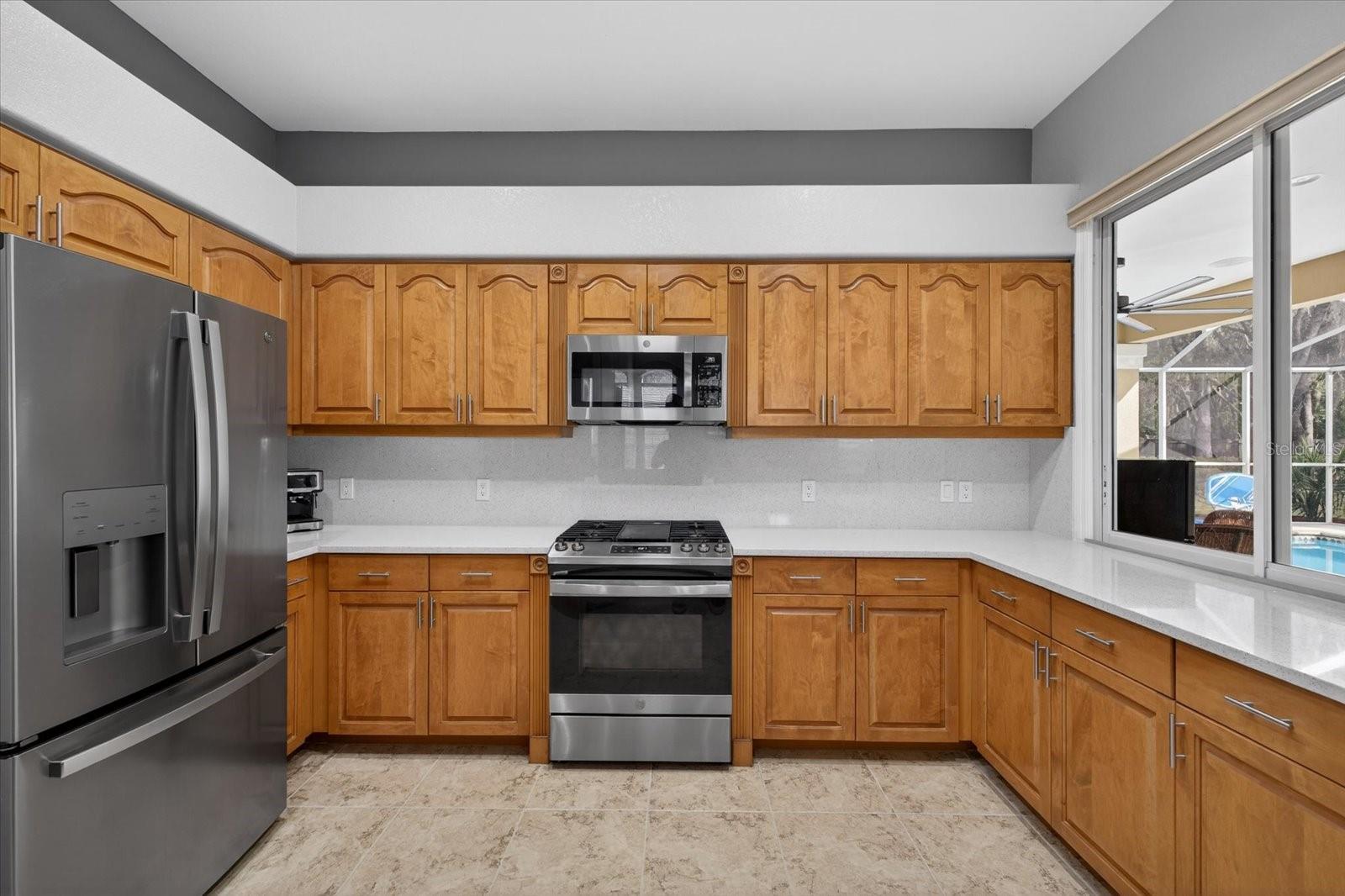 LONG LAKE ESTATES - Residential