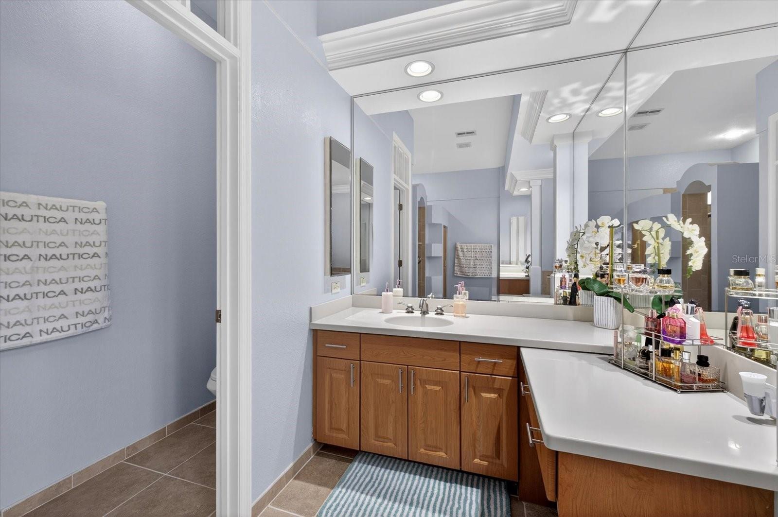 LONG LAKE ESTATES - Residential