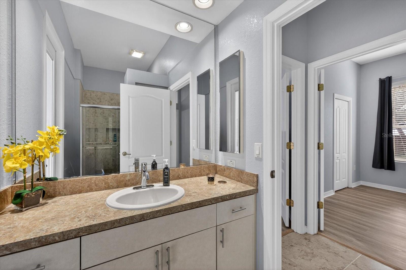 LONG LAKE ESTATES - Residential