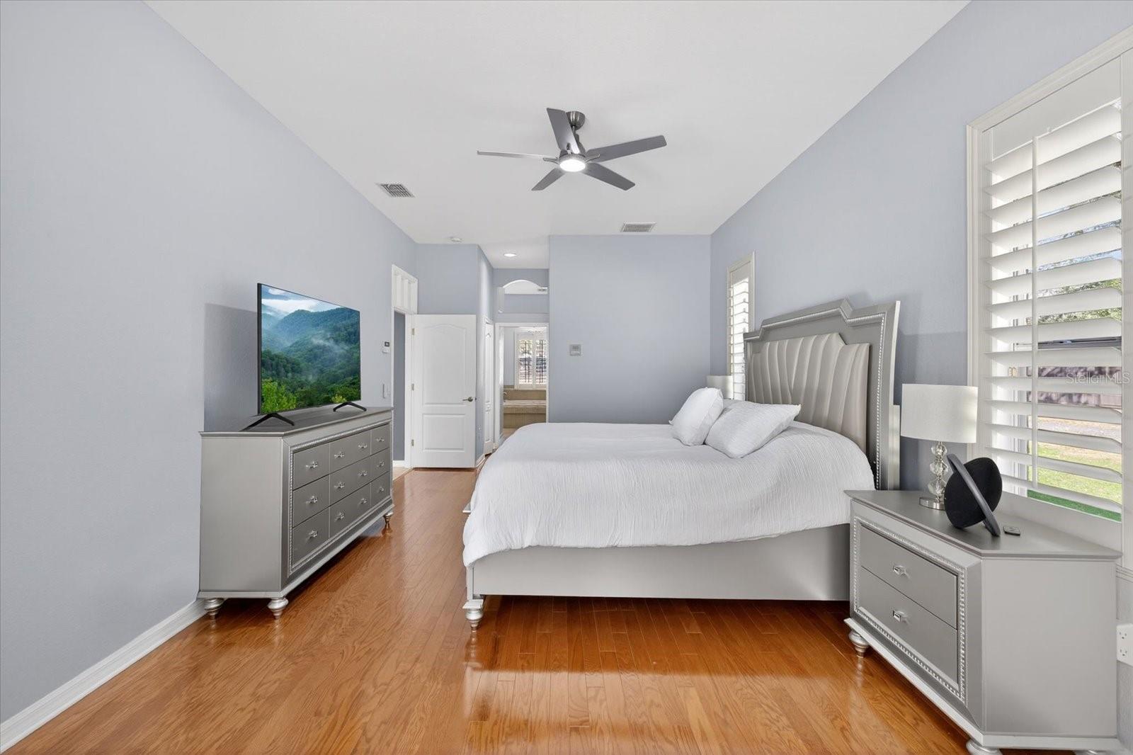 LONG LAKE ESTATES - Residential