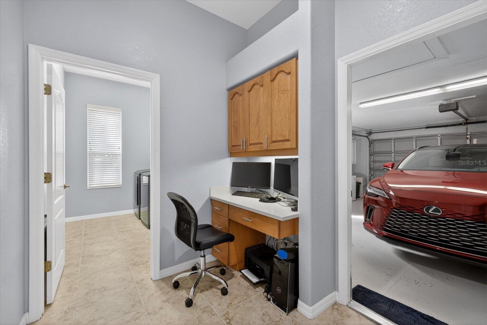 LONG LAKE ESTATES - Residential