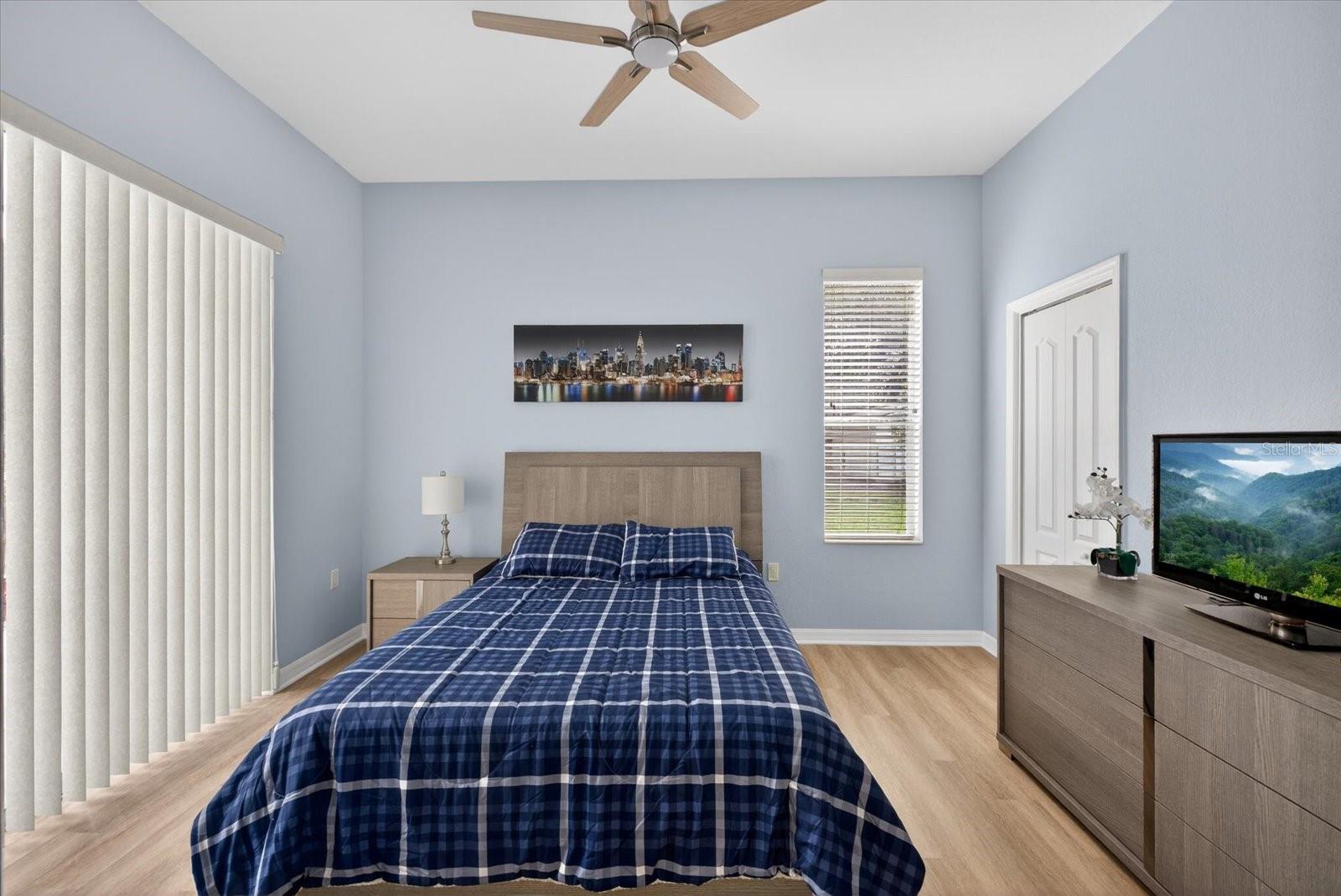 LONG LAKE ESTATES - Residential