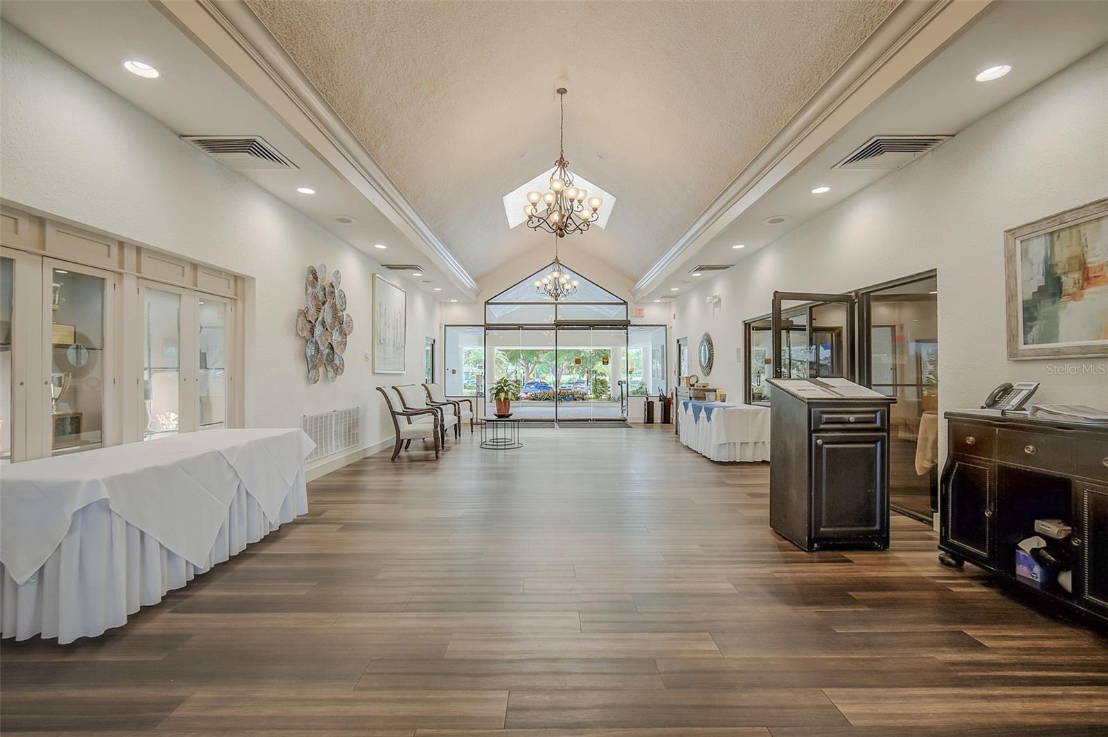 FAIRWAY TRACE - Residential