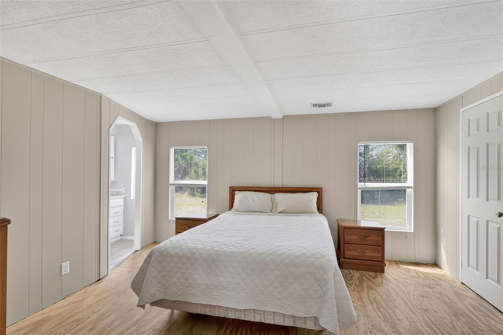 LA CASA MHP CO-OP - Residential