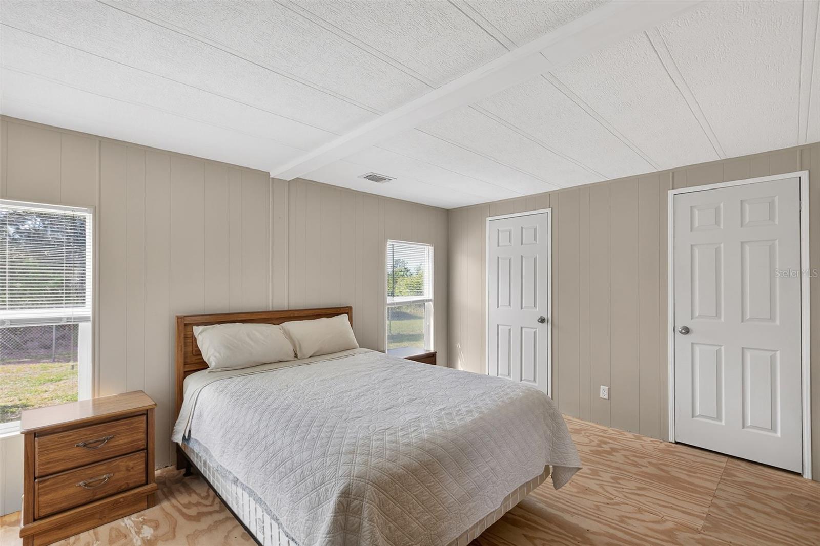 LA CASA MHP CO-OP - Residential