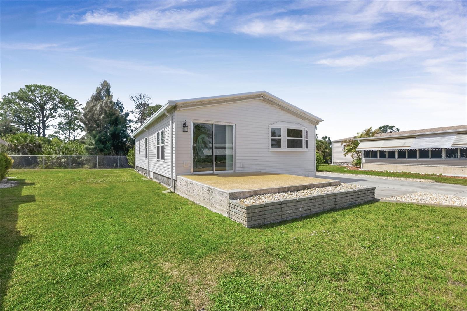 LA CASA MHP CO-OP - Residential