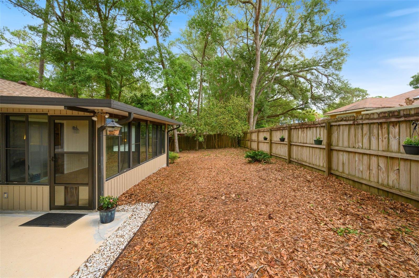 PINE BREEZE - Residential