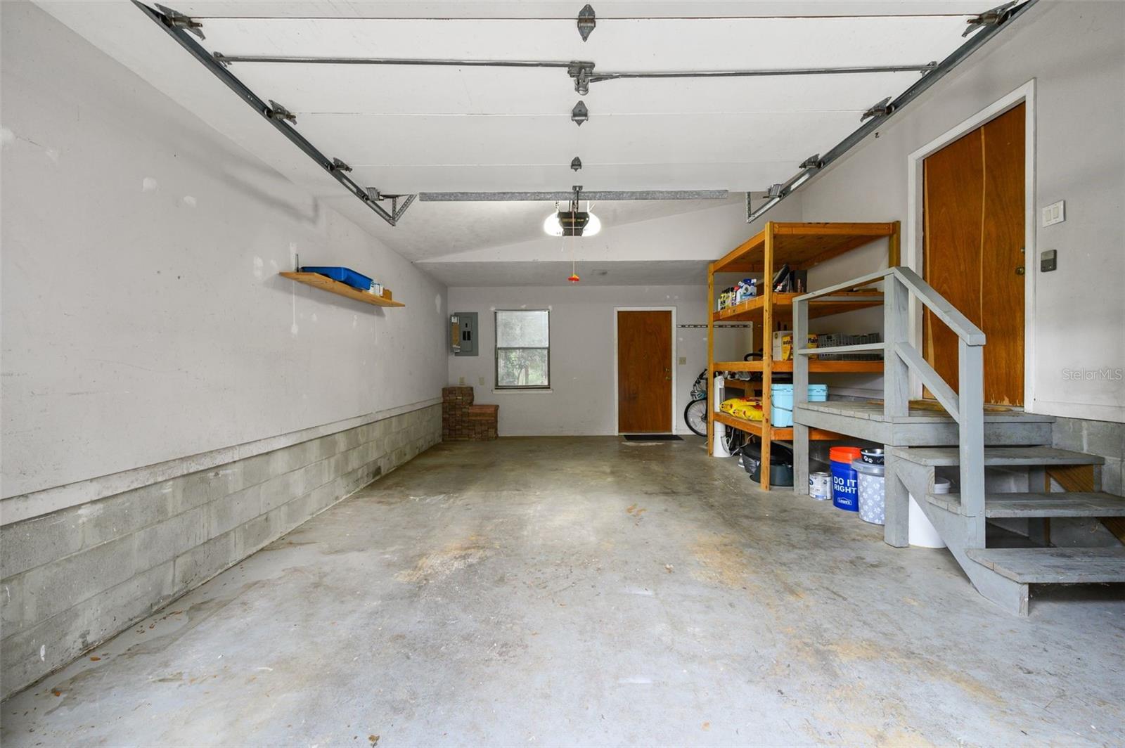 PINE BREEZE - Residential