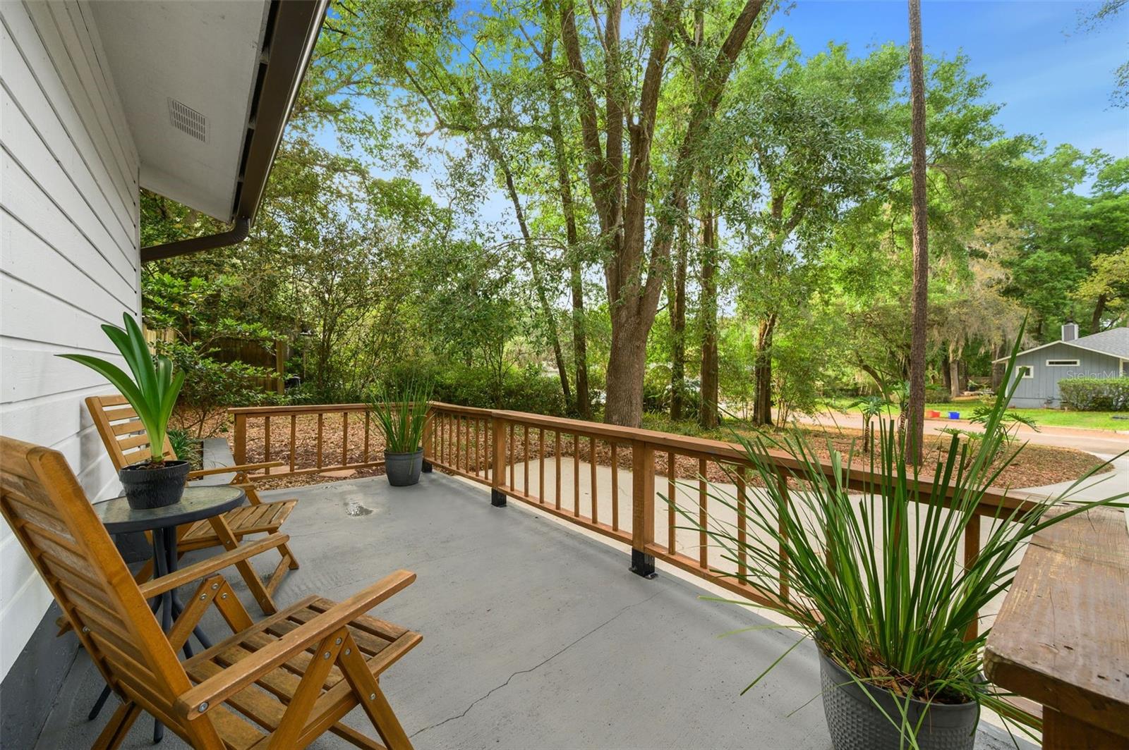 PINE BREEZE - Residential