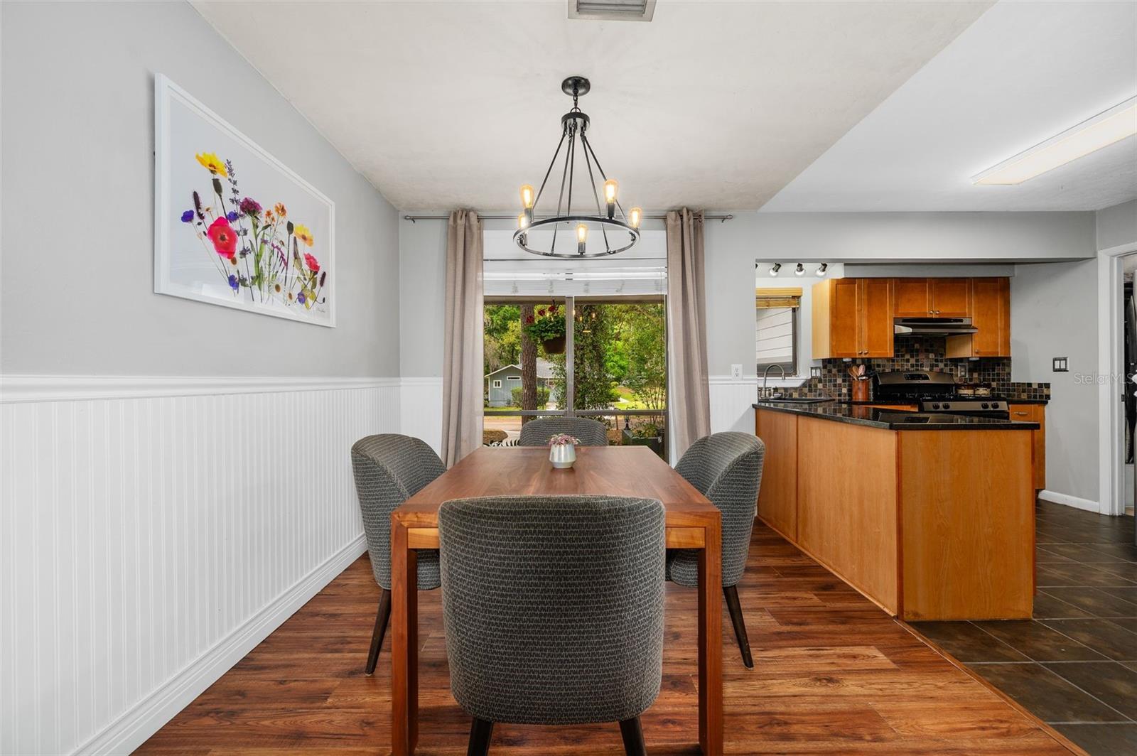 PINE BREEZE - Residential