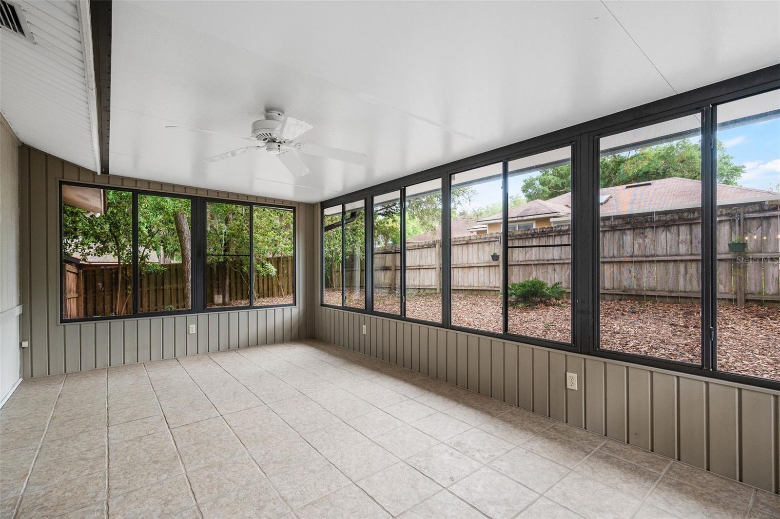 PINE BREEZE - Residential