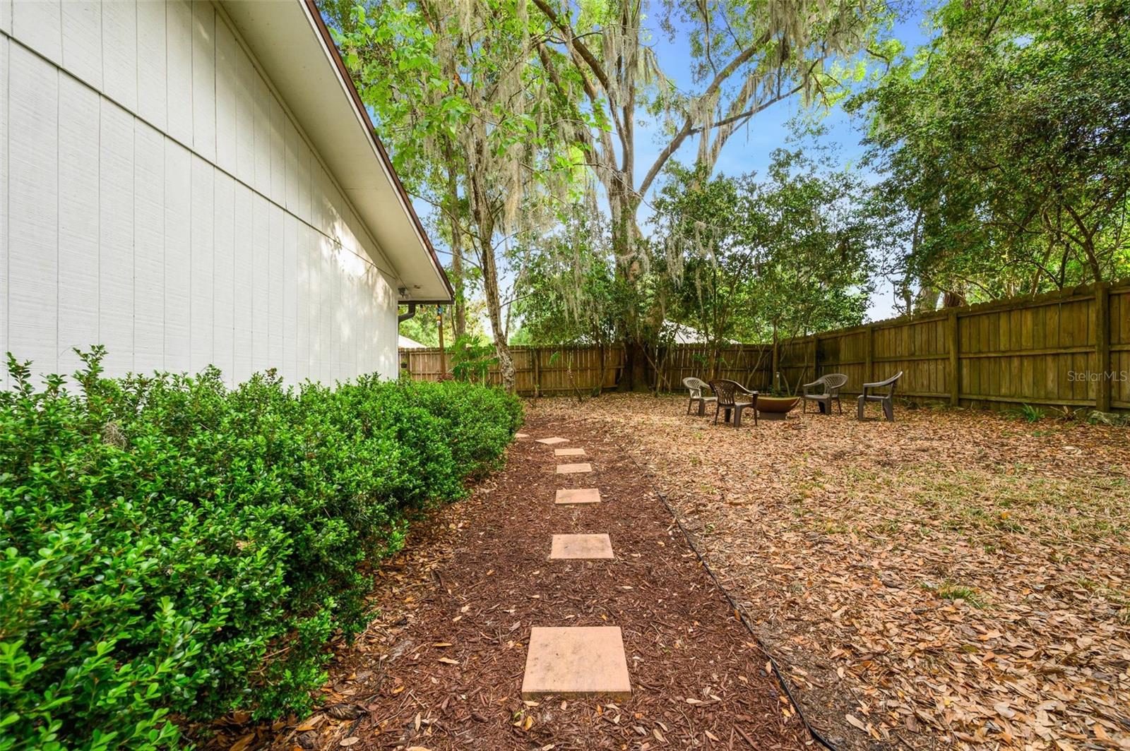 PINE BREEZE - Residential