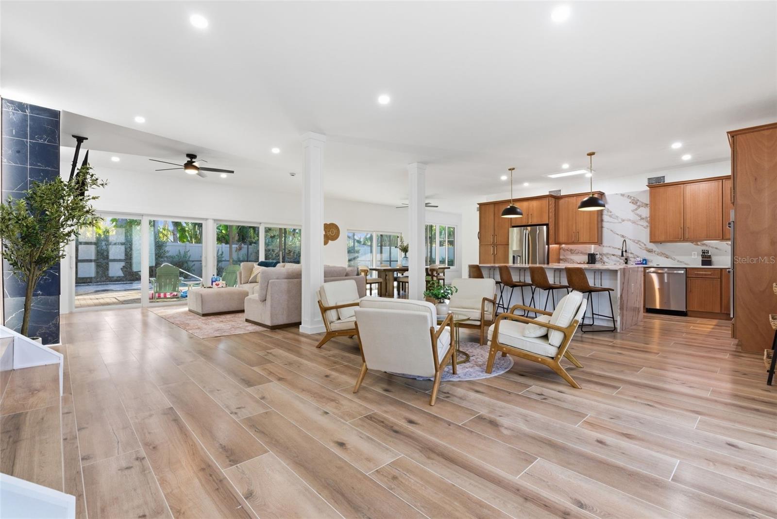 4879 COMMONWEALTH DRIVE