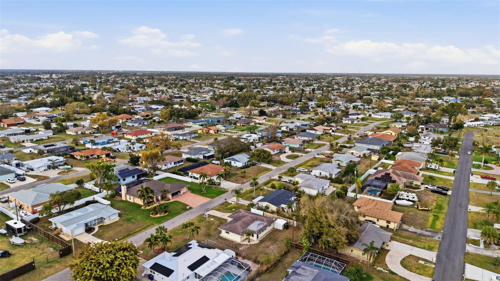SOUTH VENICE - Residential