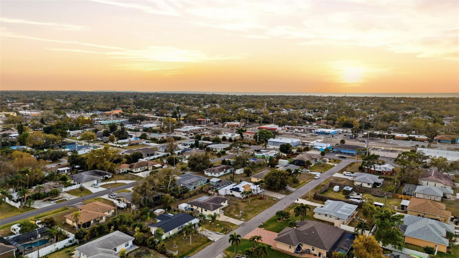 SOUTH VENICE - Residential