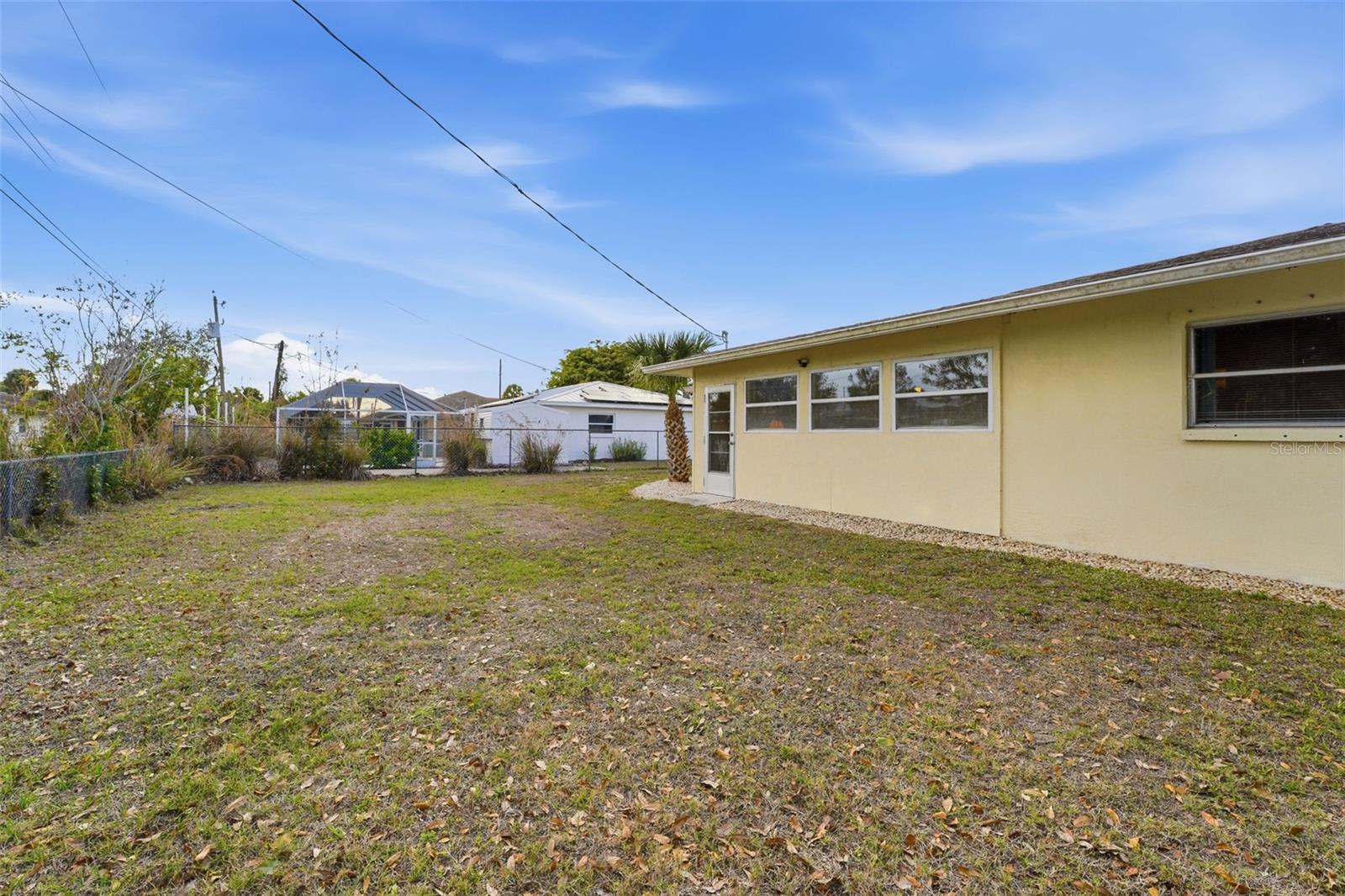 SOUTH VENICE - Residential