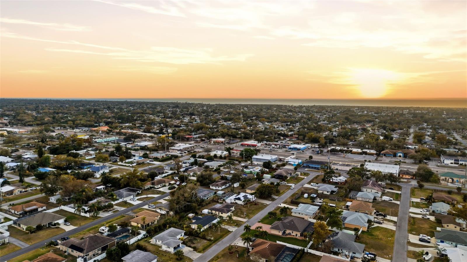 SOUTH VENICE - Residential