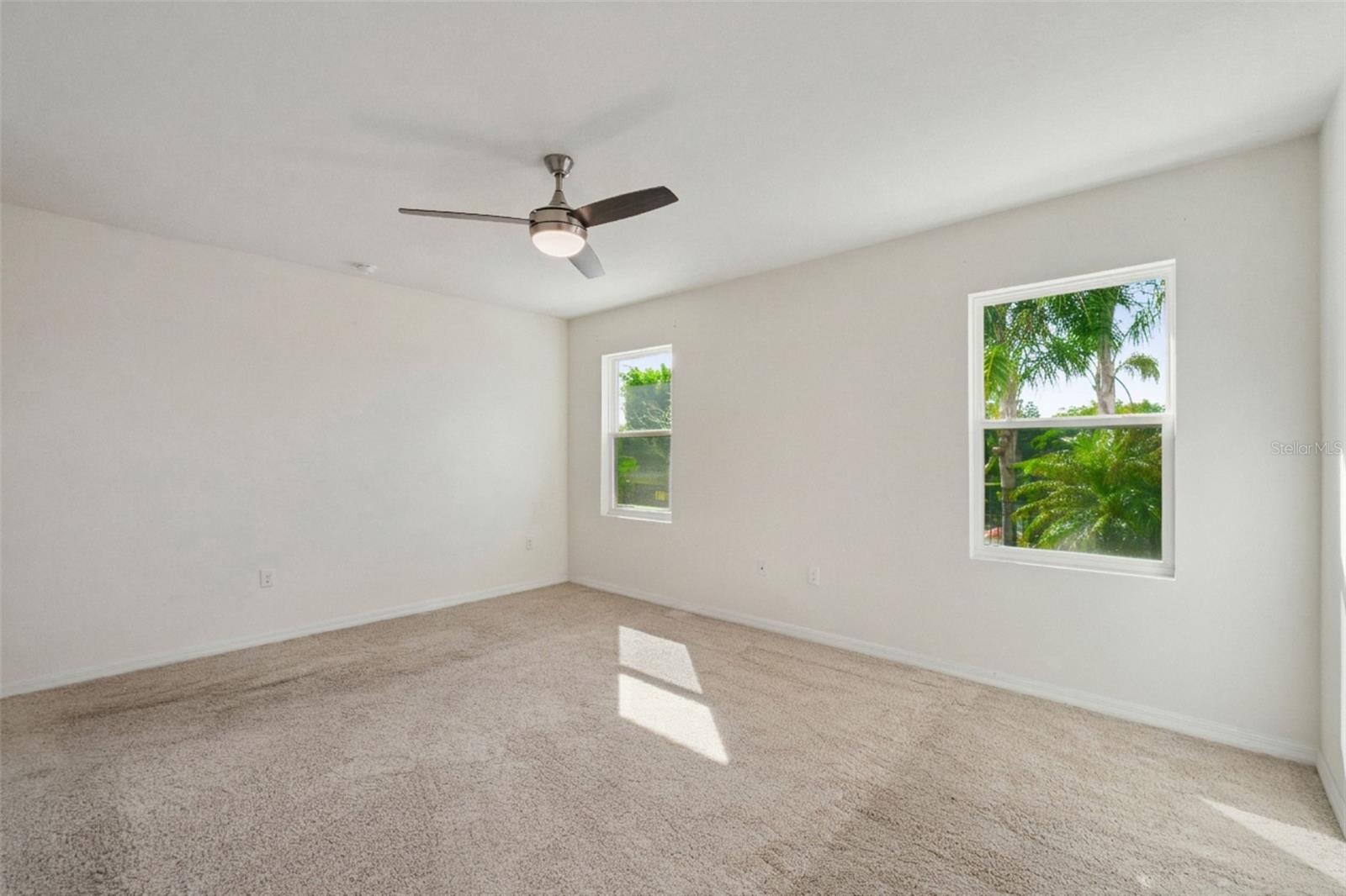 LAKE GLEASON RESERVE - Residential