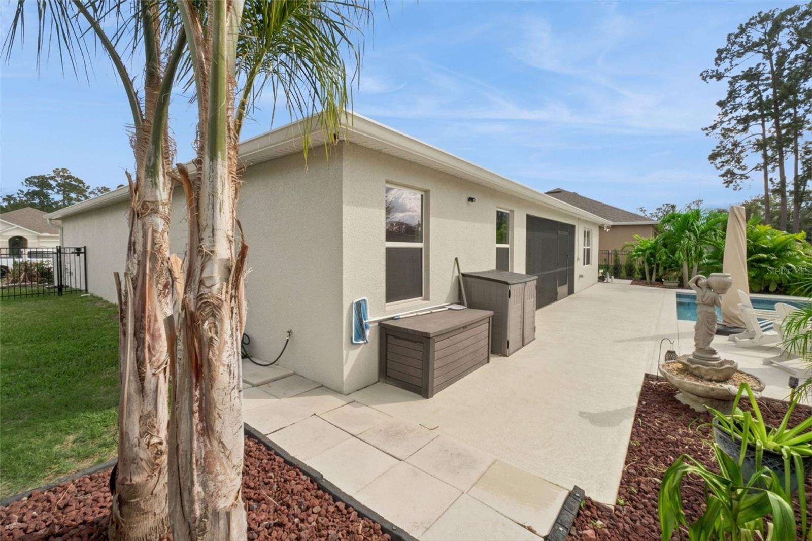 LAKE GLEASON RESERVE - Residential