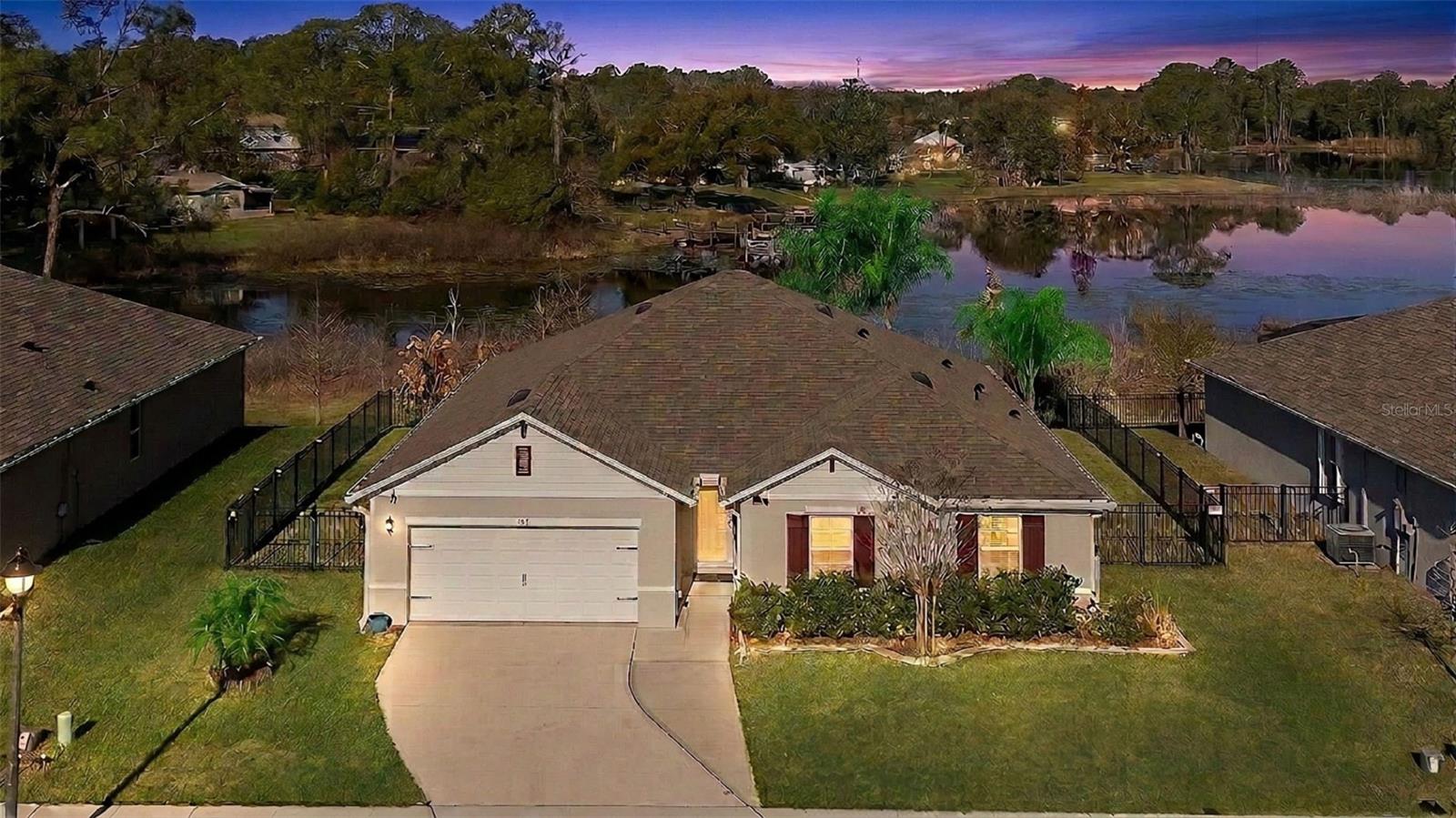 LAKE GLEASON RESERVE - Residential