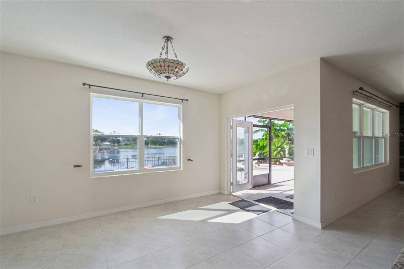 LAKE GLEASON RESERVE - Residential