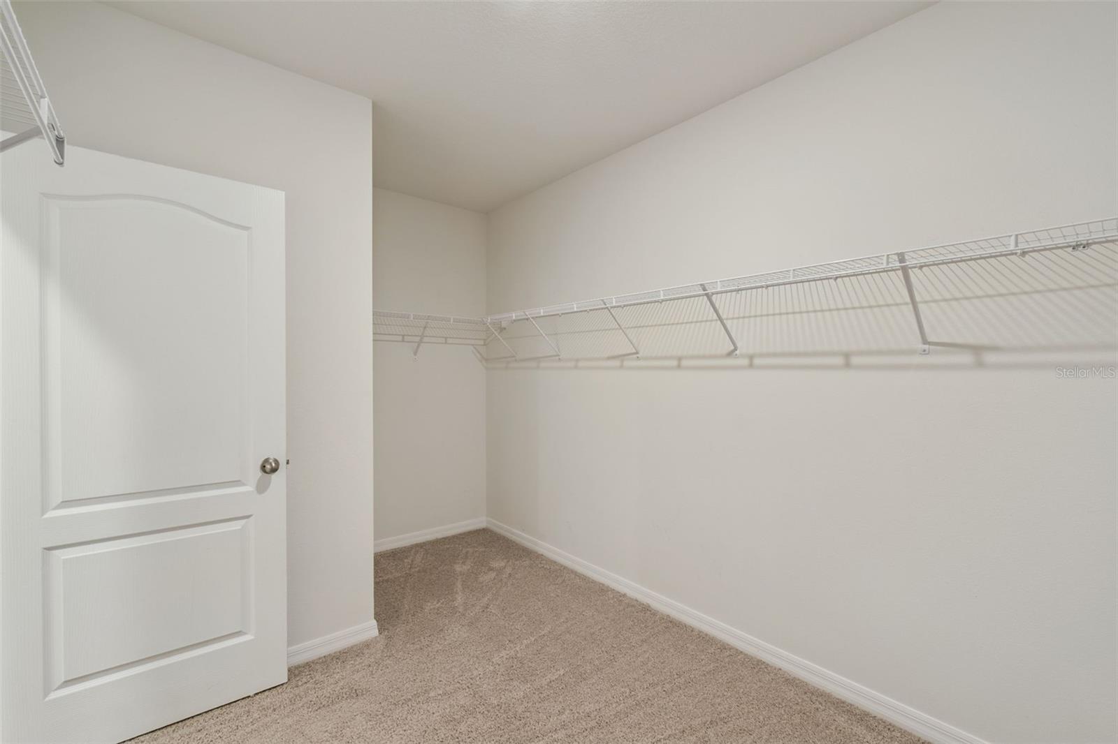 LAKE GLEASON RESERVE - Residential