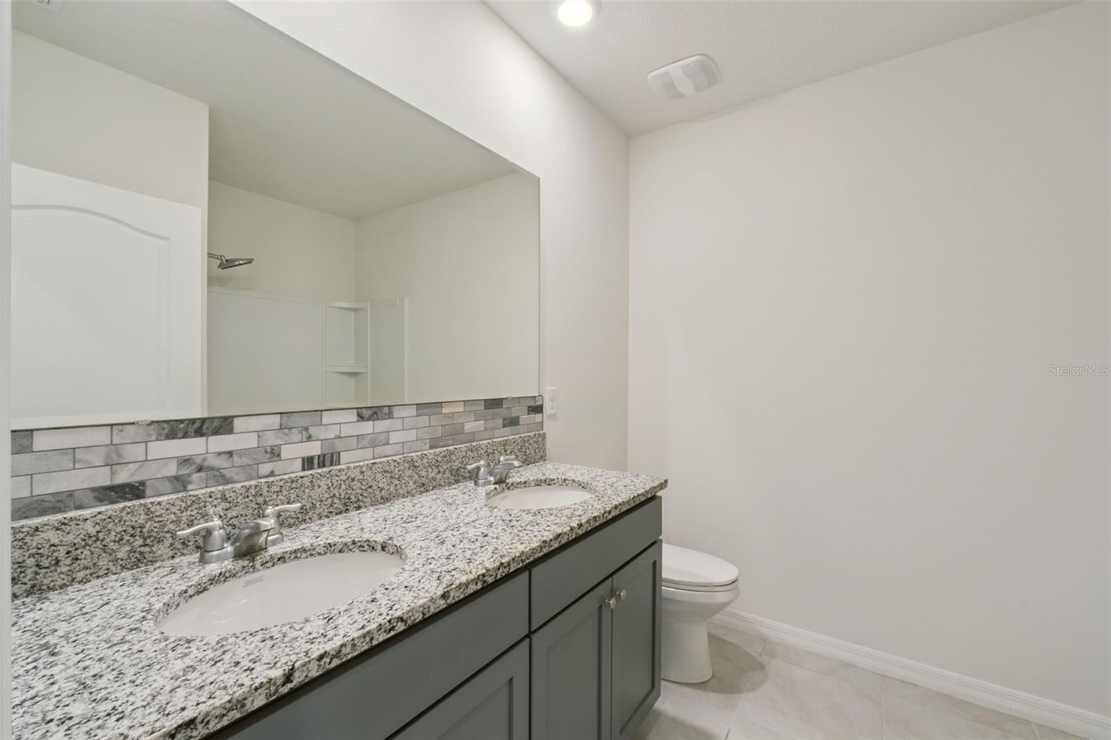 LAKE GLEASON RESERVE - Residential