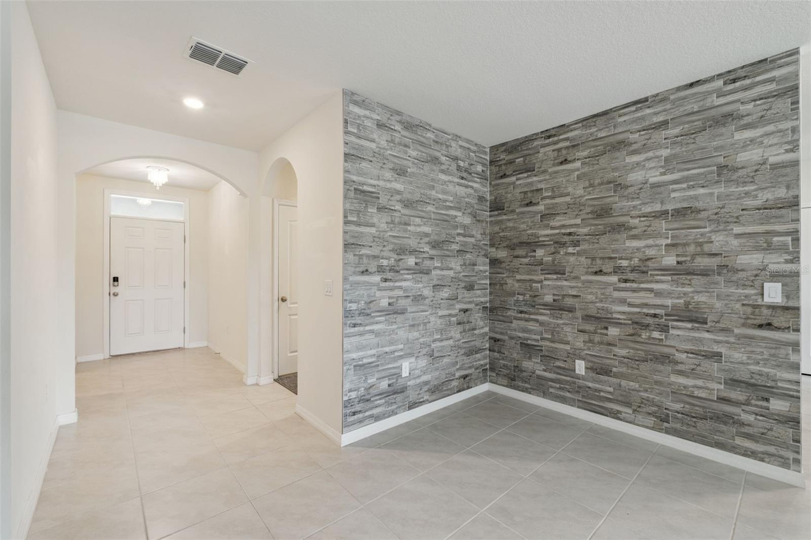 LAKE GLEASON RESERVE - Residential