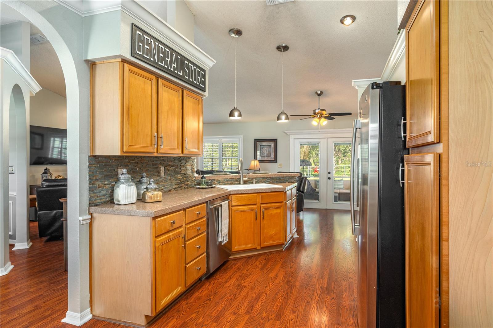 ARIETTA PALMS - Residential