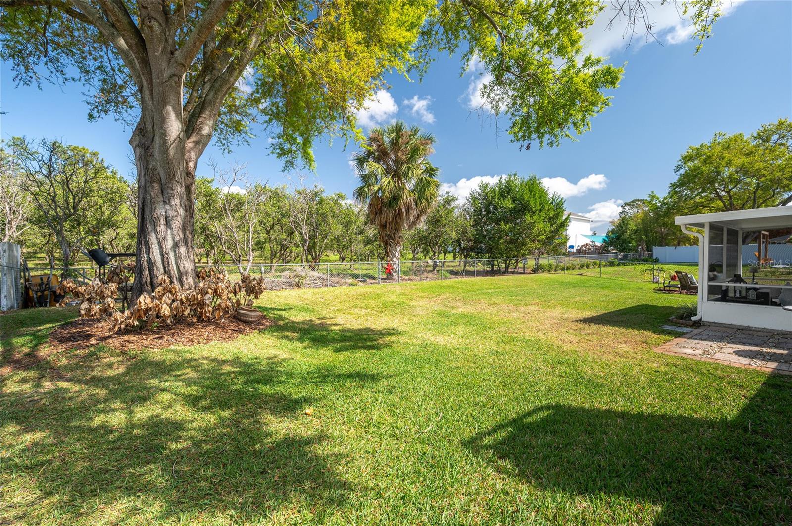 ARIETTA PALMS - Residential