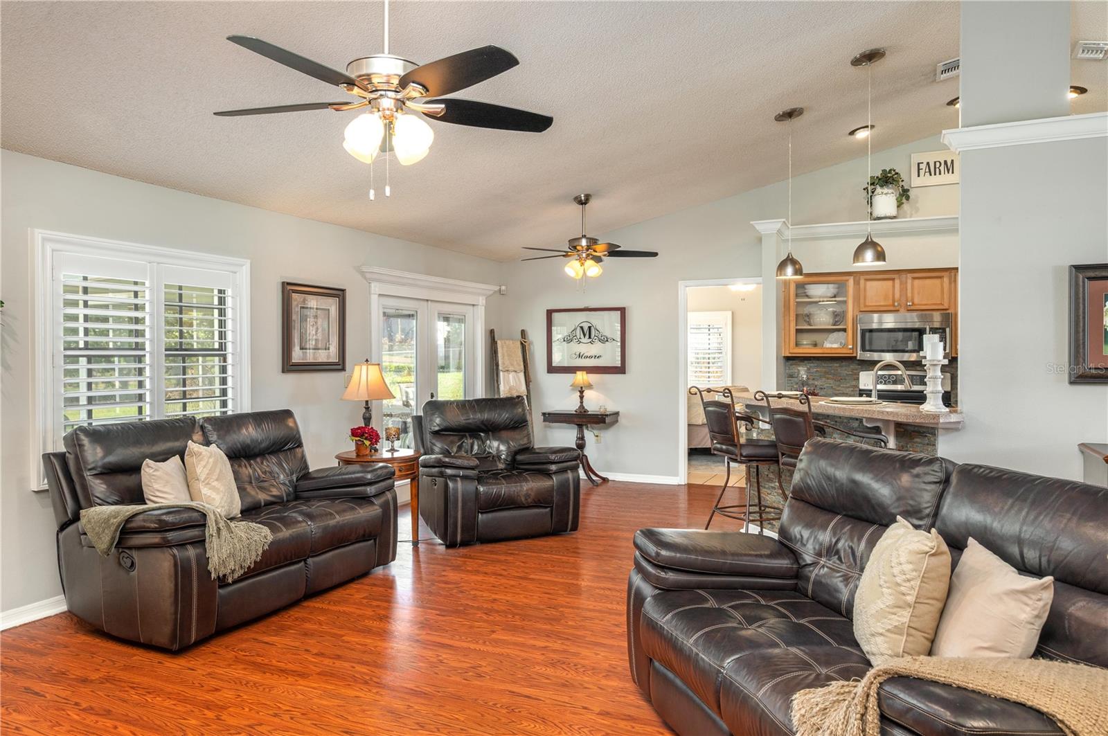 ARIETTA PALMS - Residential