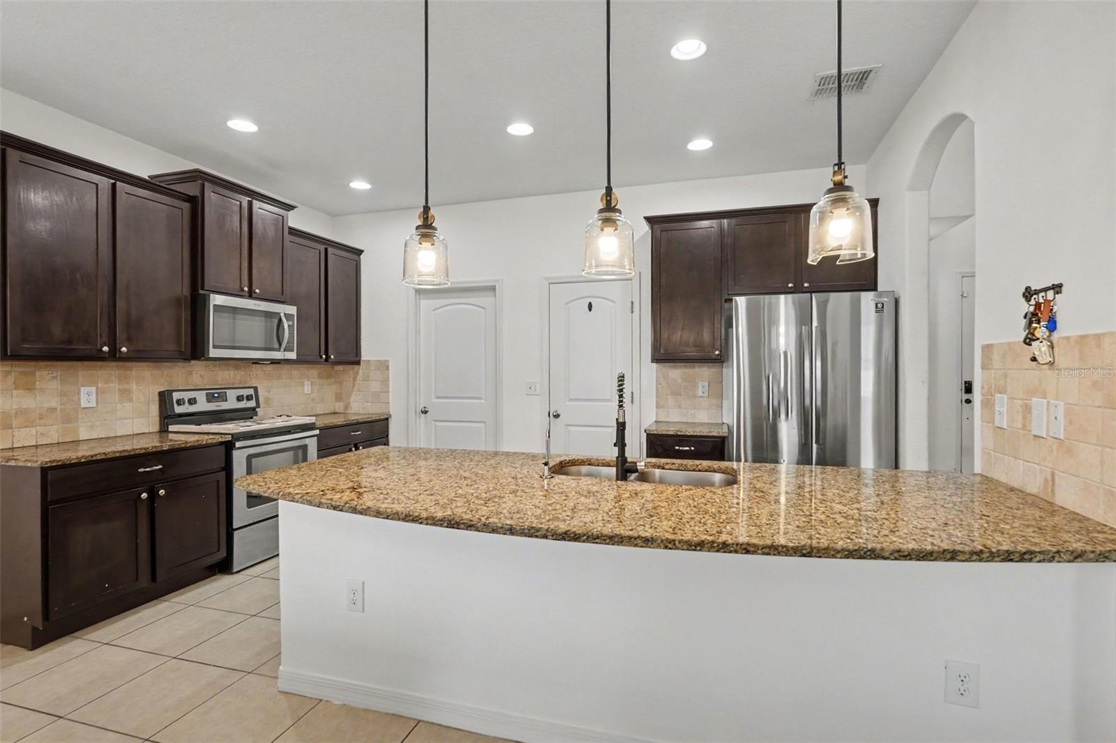 11831 WINTERSET COVE DRIVE