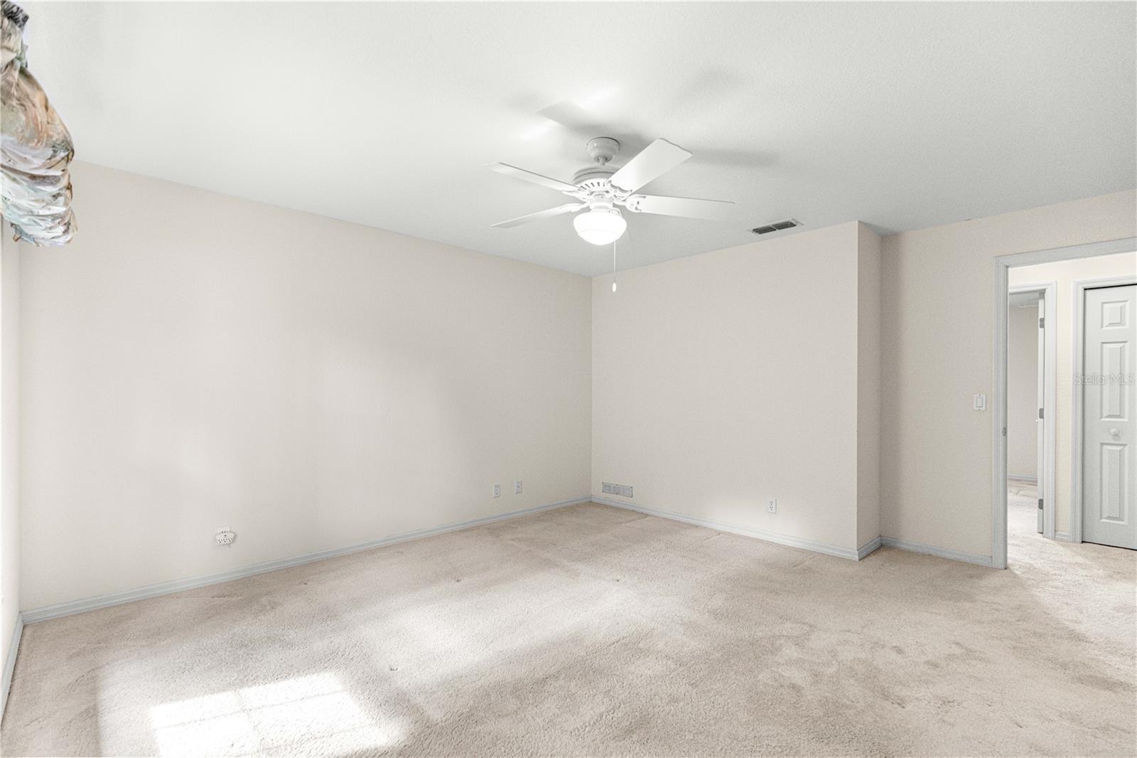 COUNTRYSIDE ESTATE - Residential