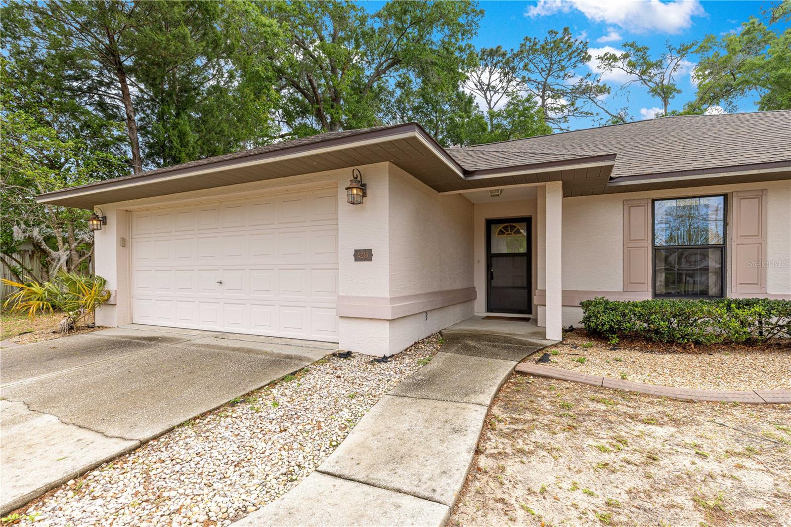 COUNTRYSIDE ESTATE - Residential