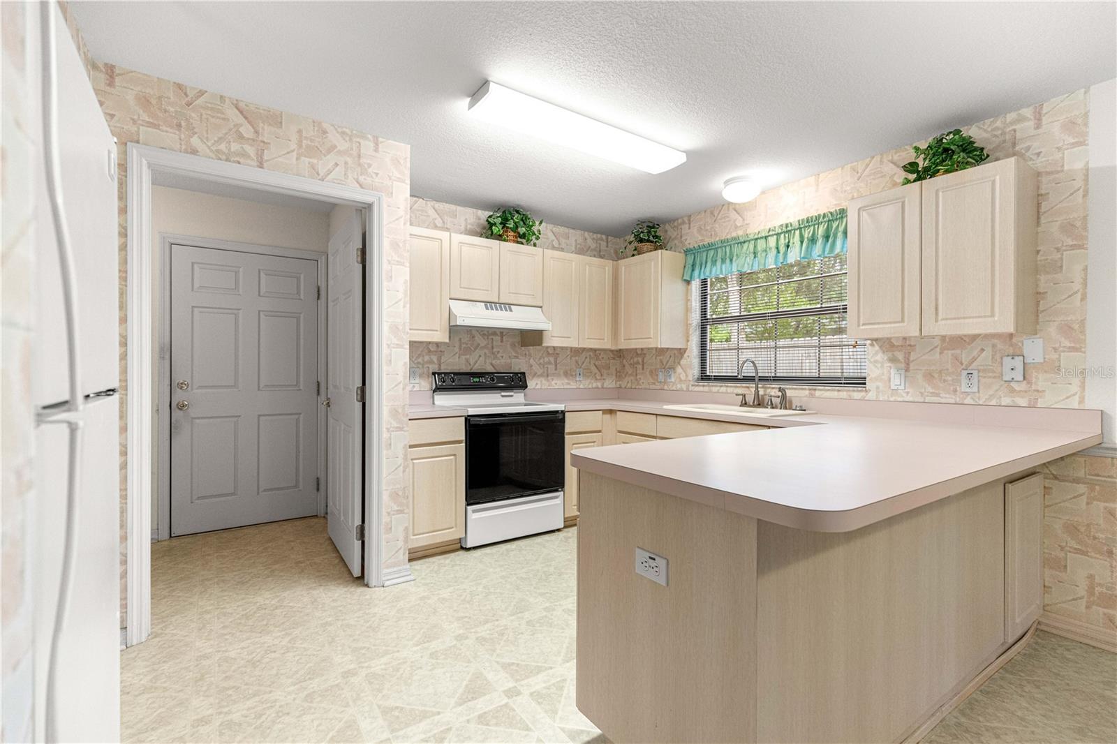 COUNTRYSIDE ESTATE - Residential