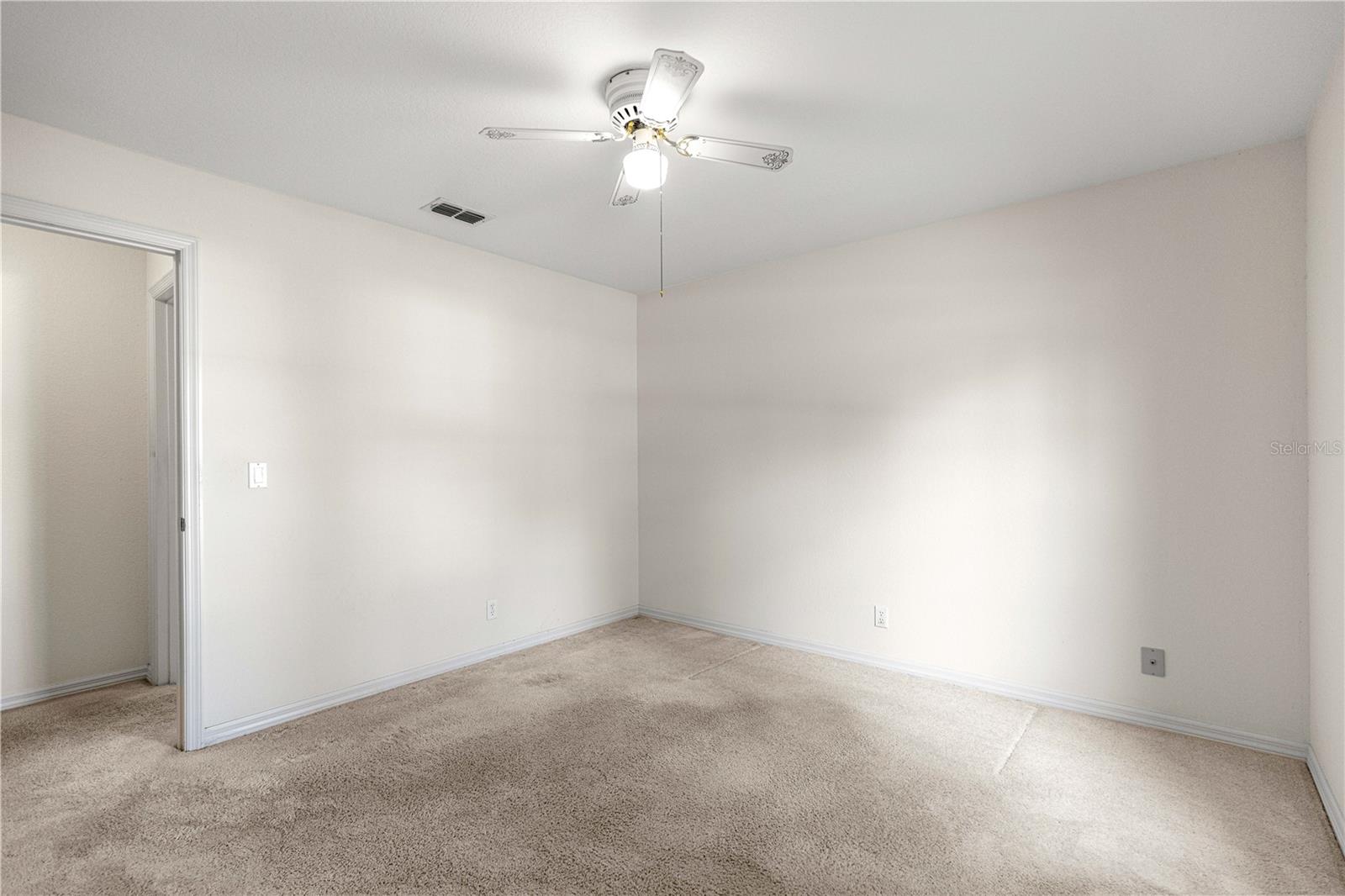 COUNTRYSIDE ESTATE - Residential