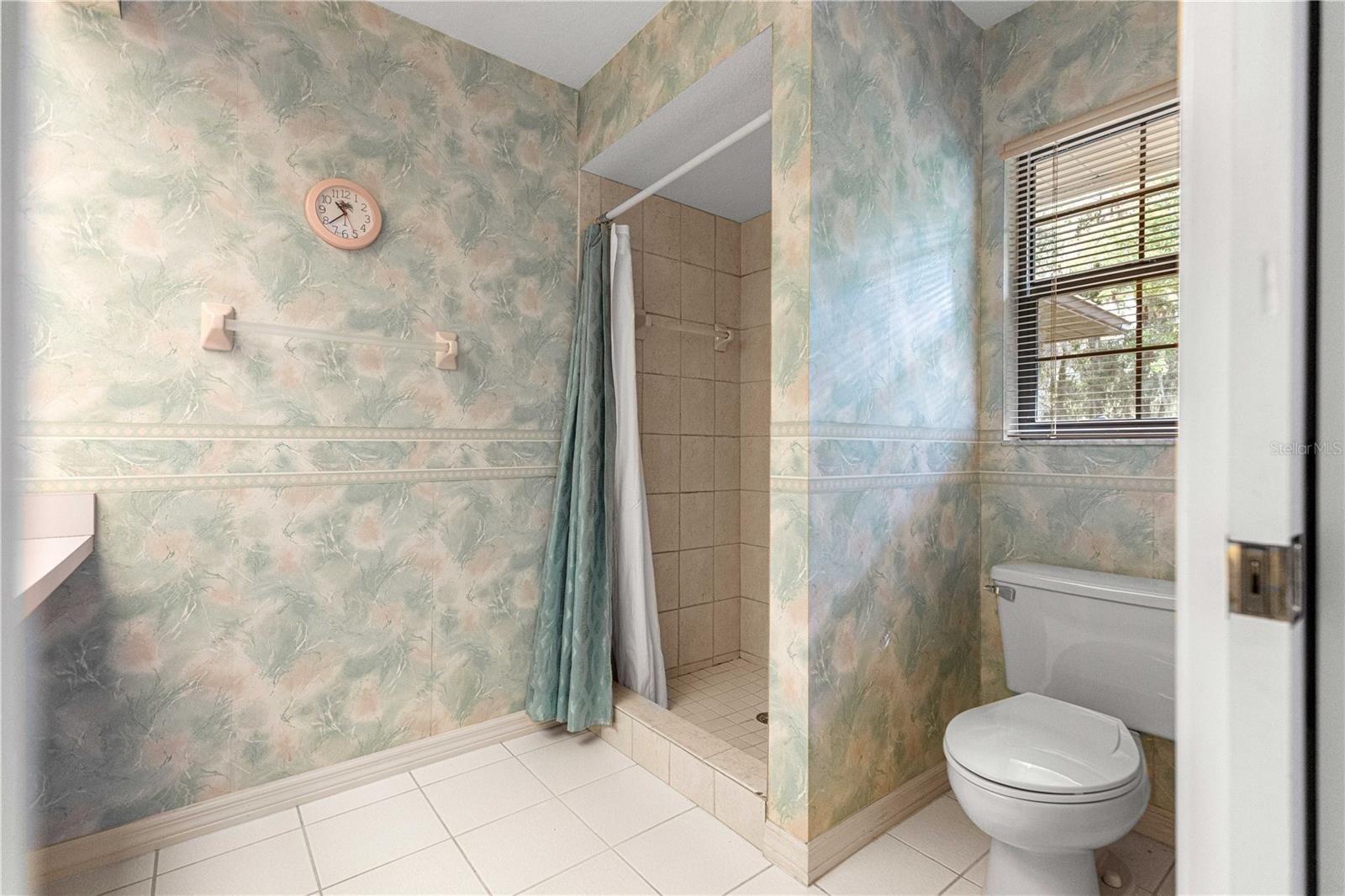 COUNTRYSIDE ESTATE - Residential