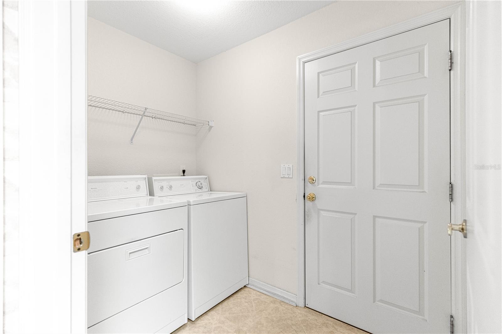 COUNTRYSIDE ESTATE - Residential