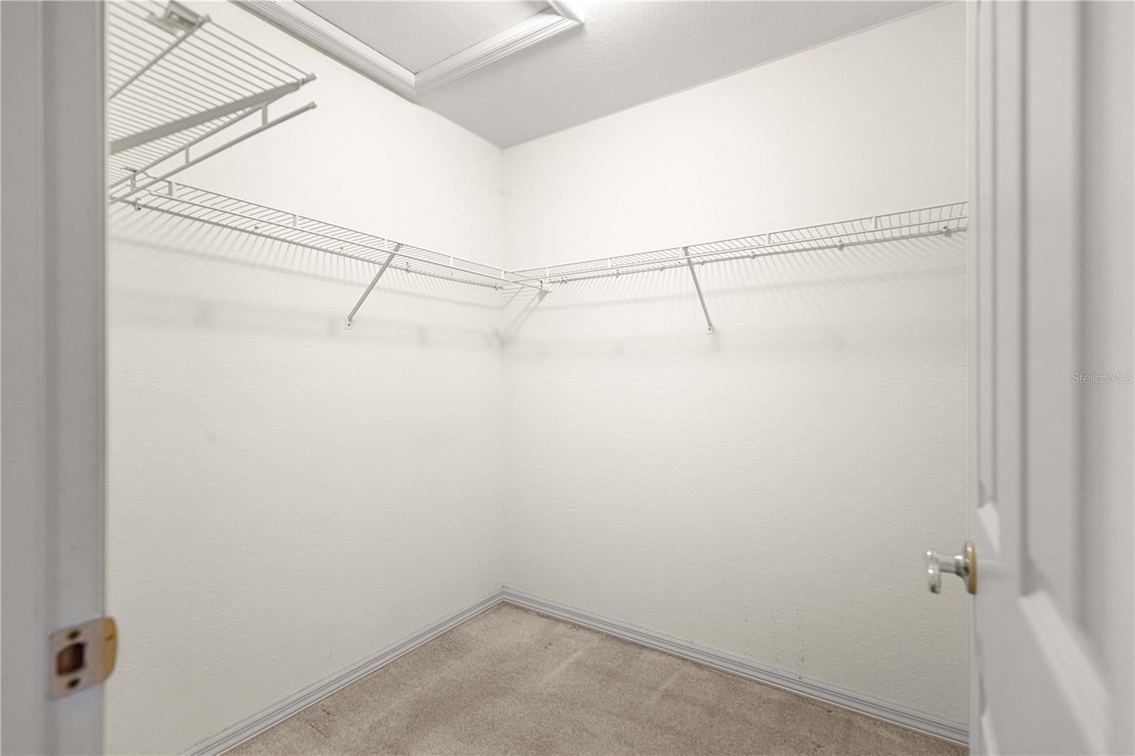 COUNTRYSIDE ESTATE - Residential