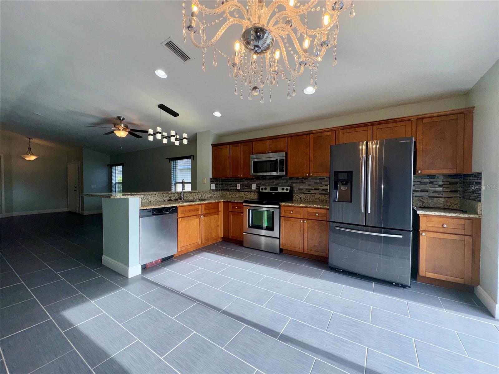 RIVERCREST PH 2 PRCL N - Residential Lease