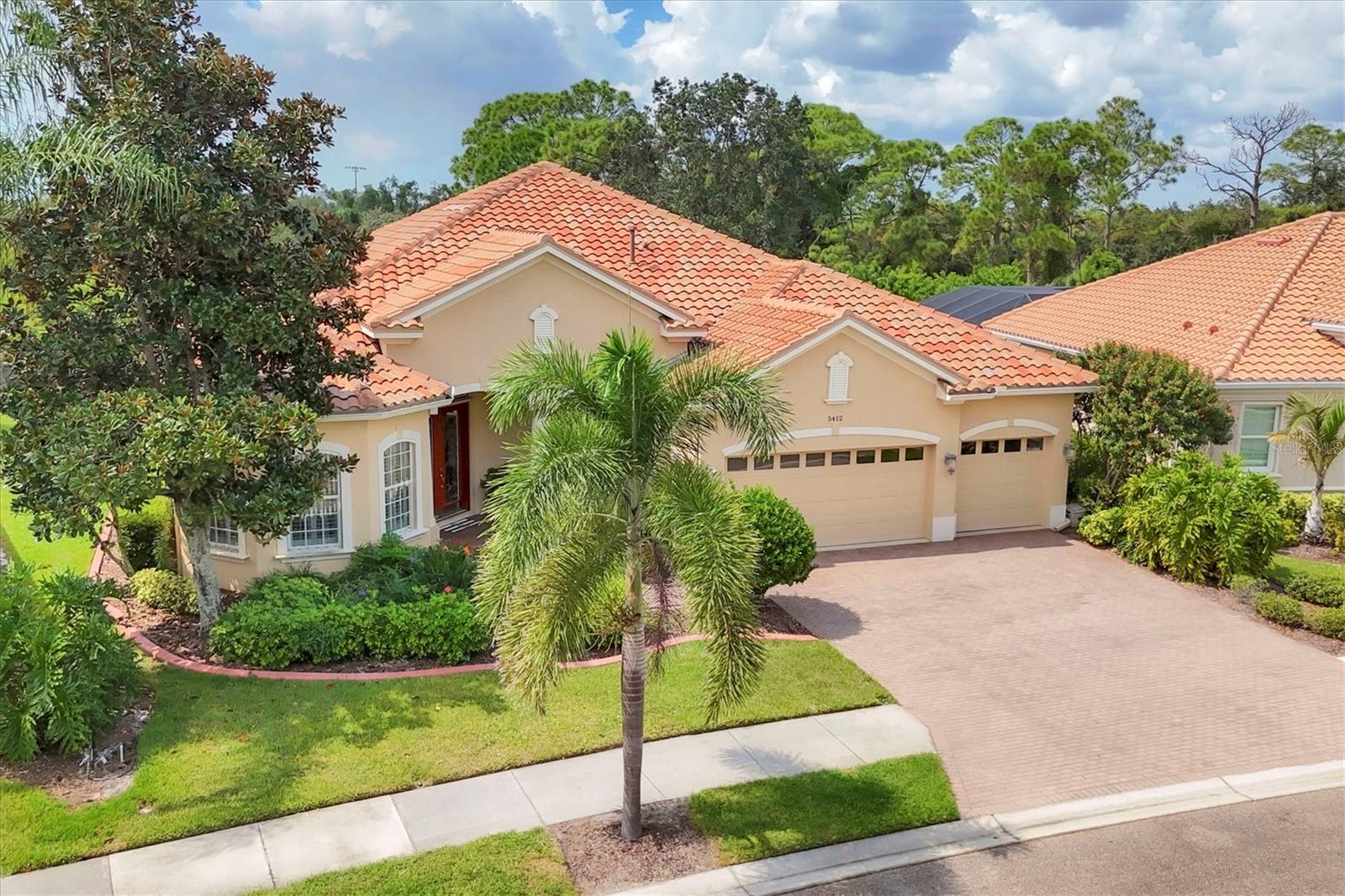 5412 ROYAL POINCIANA WAY