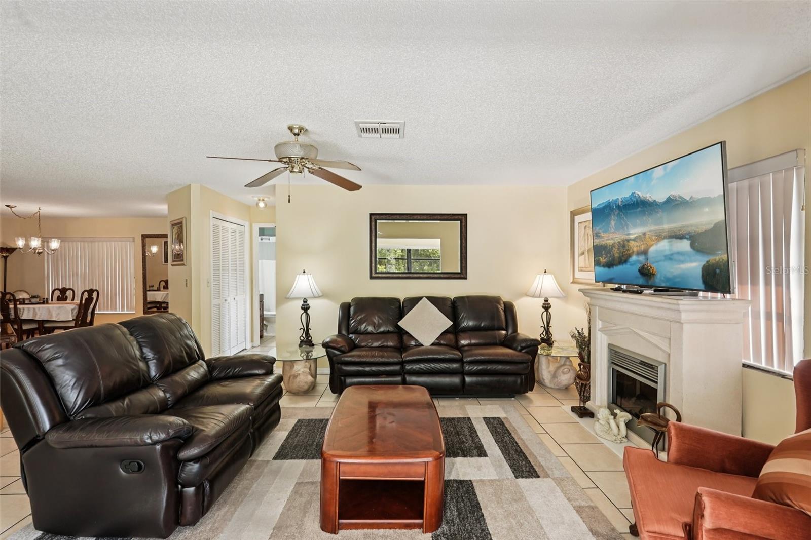 1805 NEW BEDFORD DRIVE