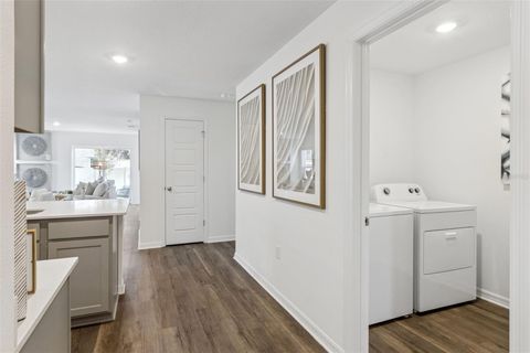 Tiny photo for 219 Skyfield Court, Lady Lake, FL 32159 (MLS # O6407098)