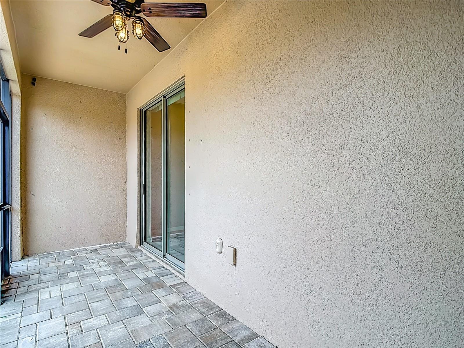 VENTANA TWNHMS AT WATERS EDGE - Residential