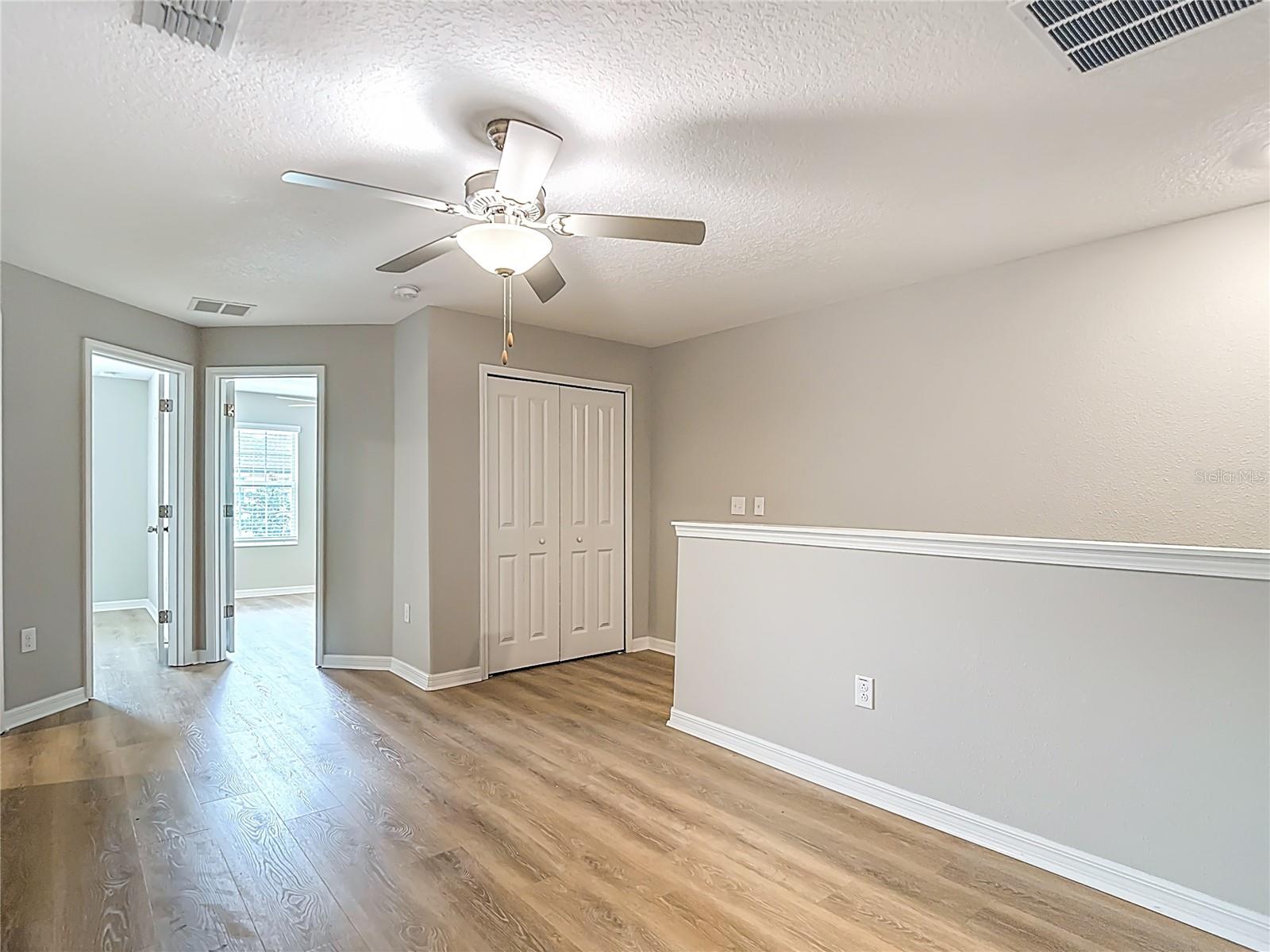 VENTANA TWNHMS AT WATERS EDGE - Residential