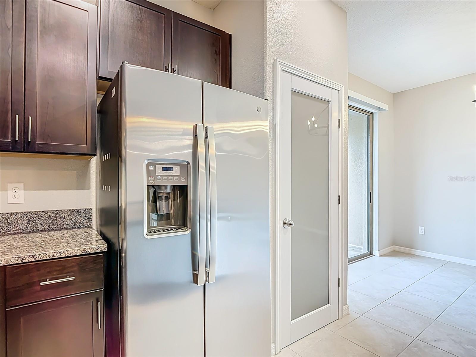 VENTANA TWNHMS AT WATERS EDGE - Residential