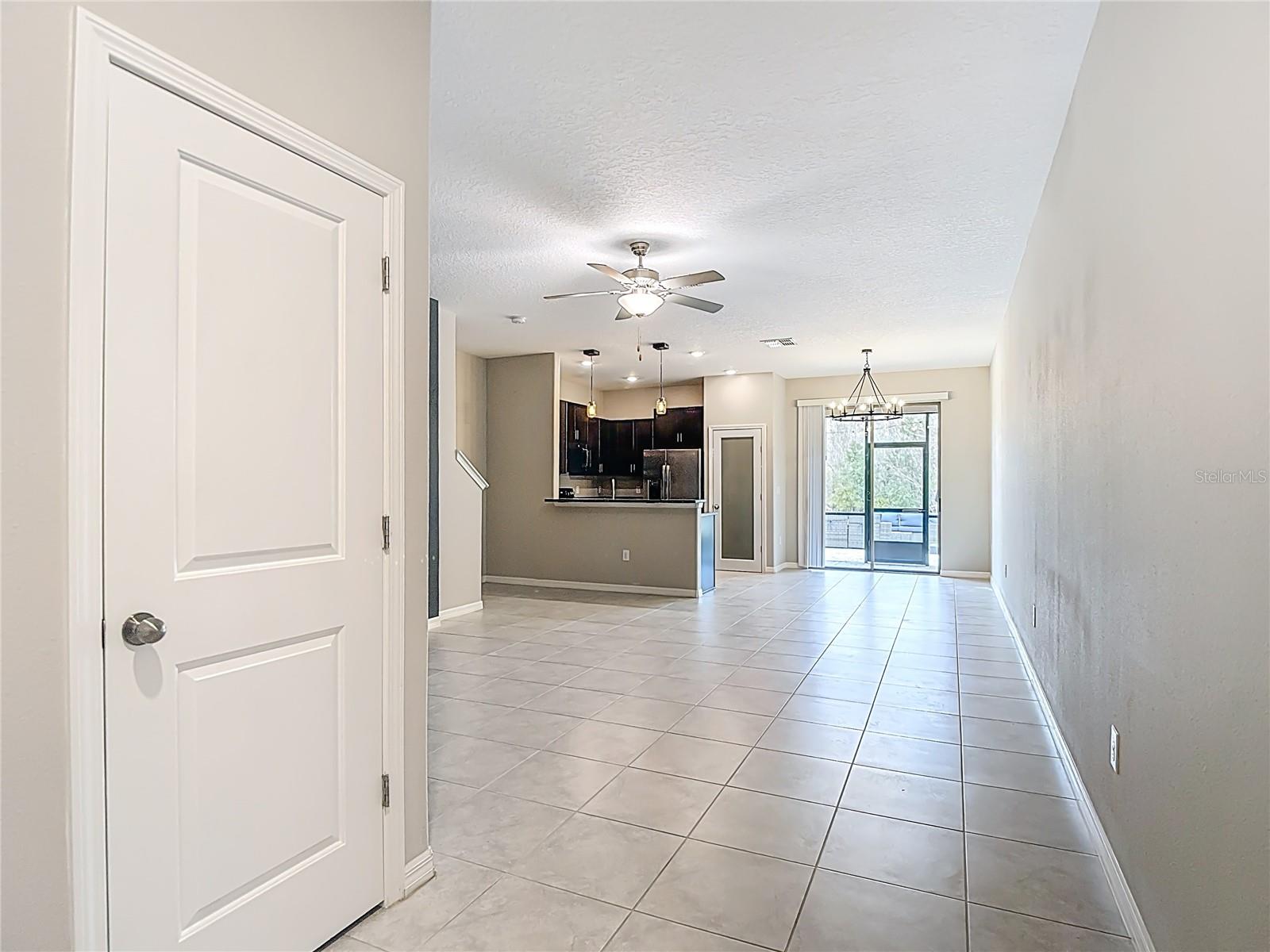 VENTANA TWNHMS AT WATERS EDGE - Residential