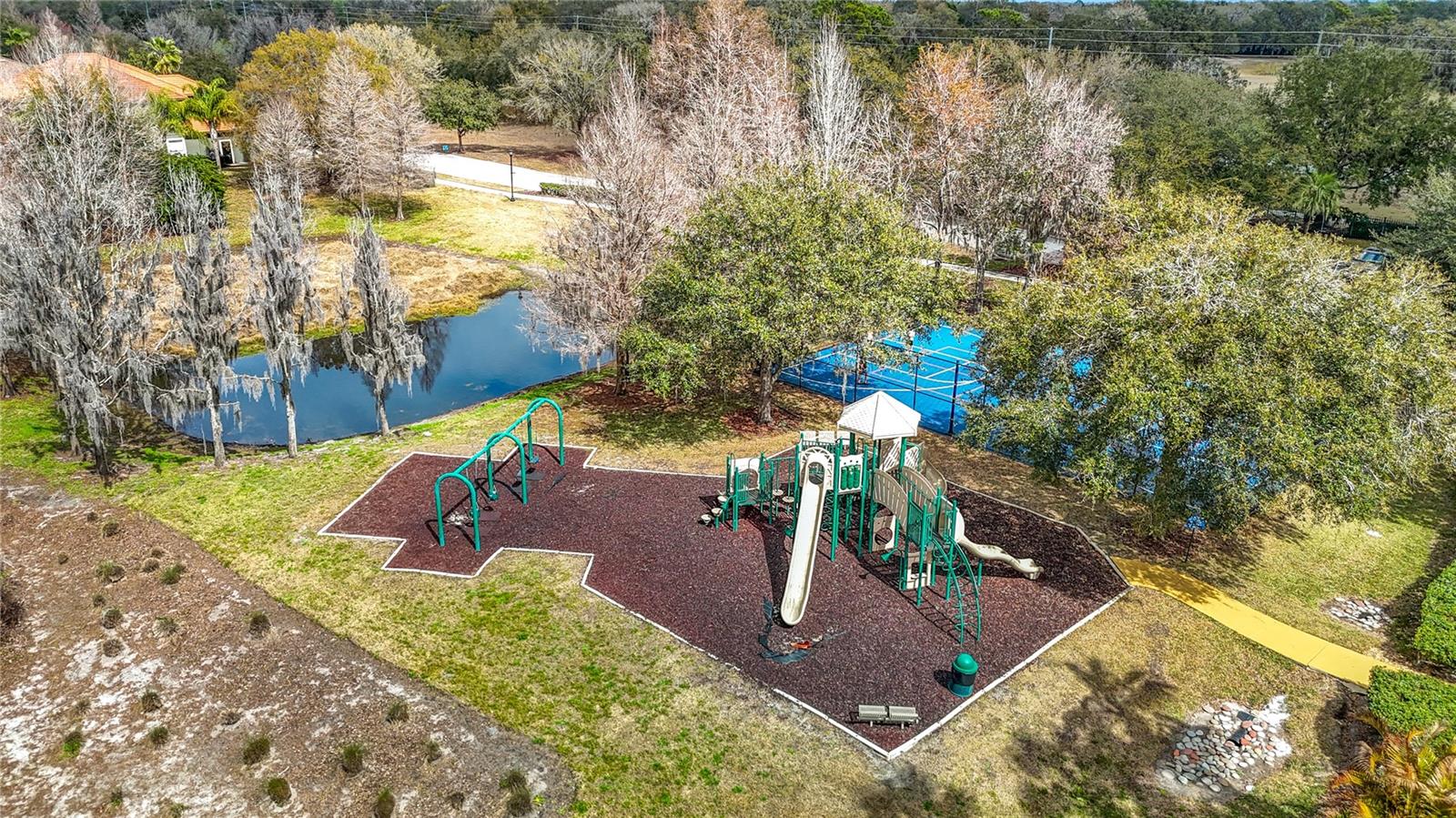 VENTANA TWNHMS AT WATERS EDGE - Residential