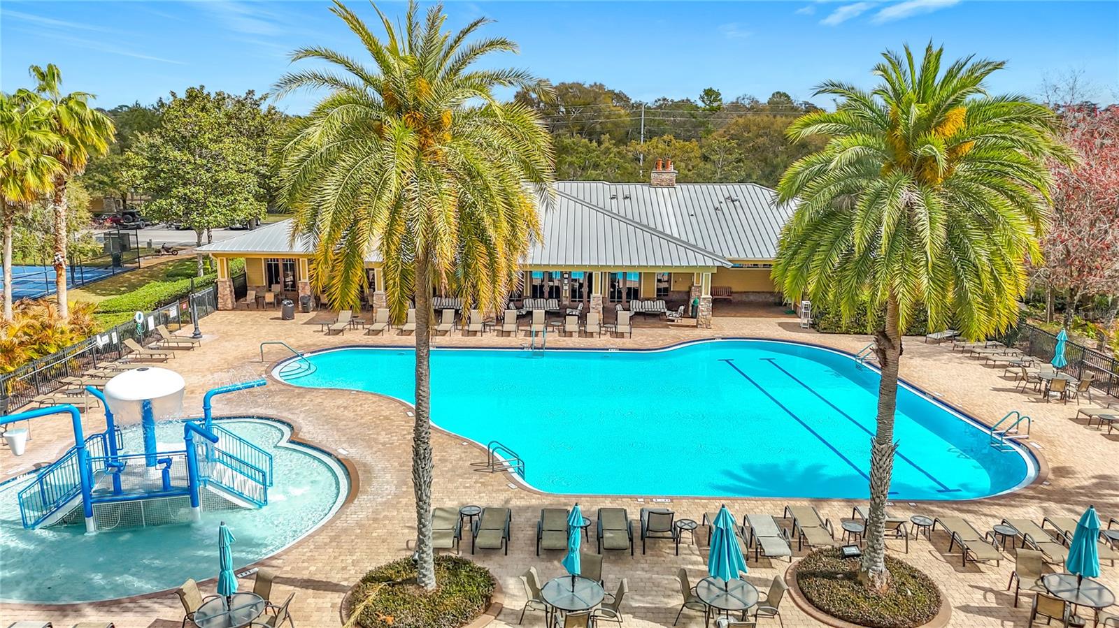 VENTANA TWNHMS AT WATERS EDGE - Residential