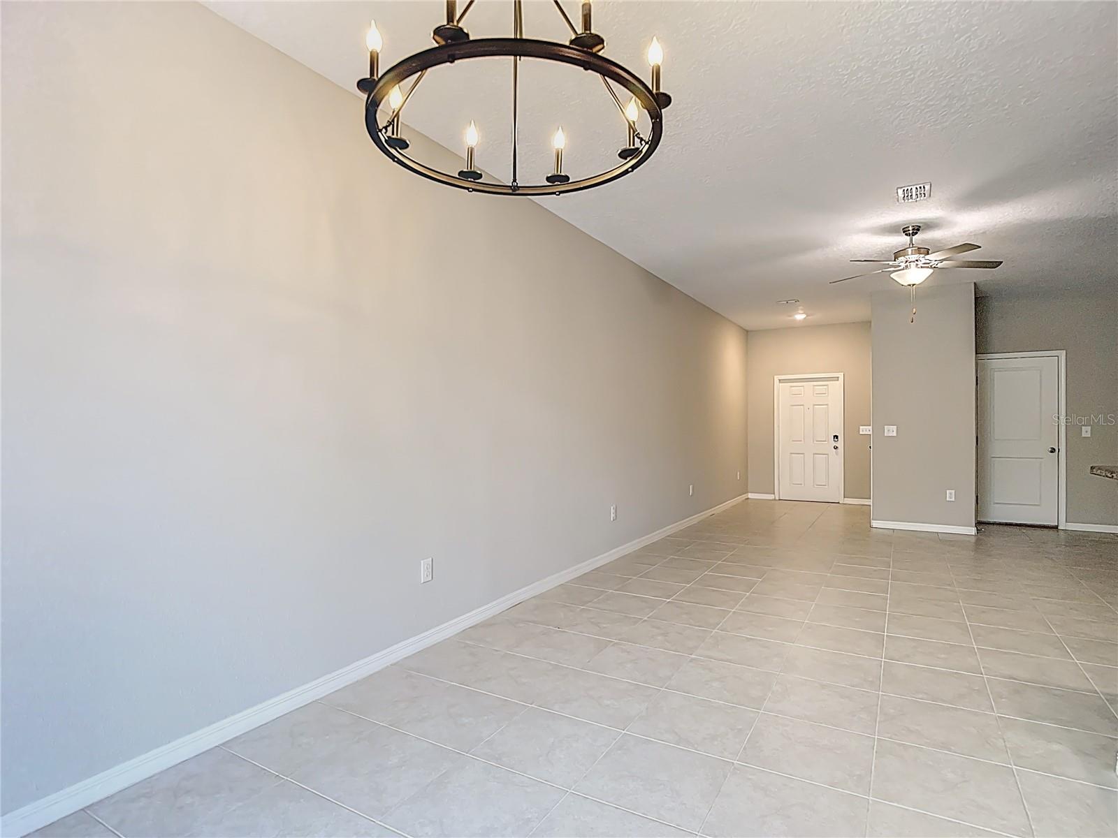 VENTANA TWNHMS AT WATERS EDGE - Residential